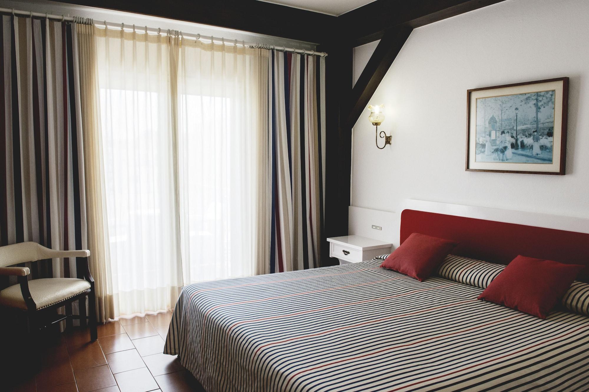 Hotel Santa Anna L'Estartit Eksteriør billede