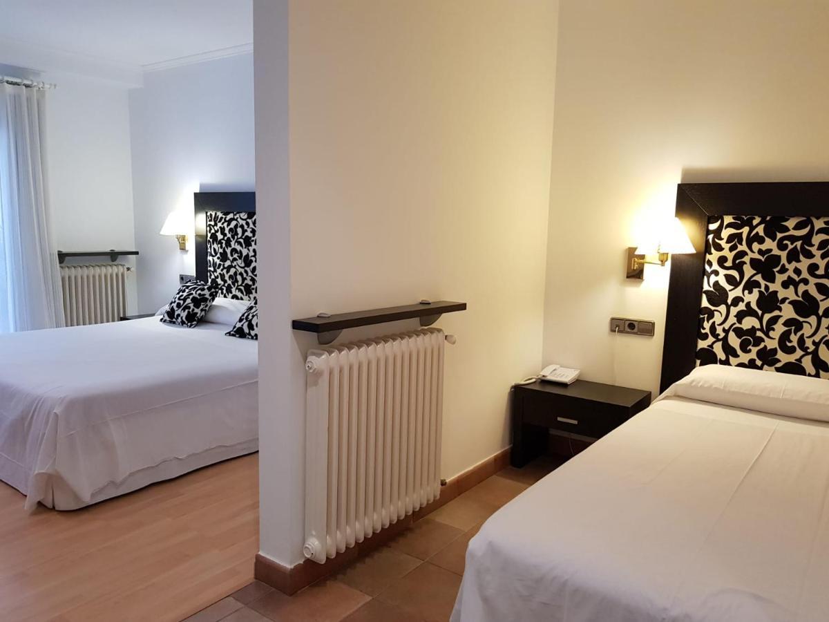 Hotel Santa Anna L'Estartit Eksteriør billede